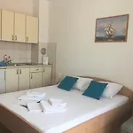 Apartament Mampas *