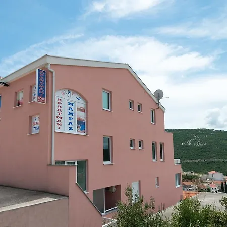 Mampas * Neum
