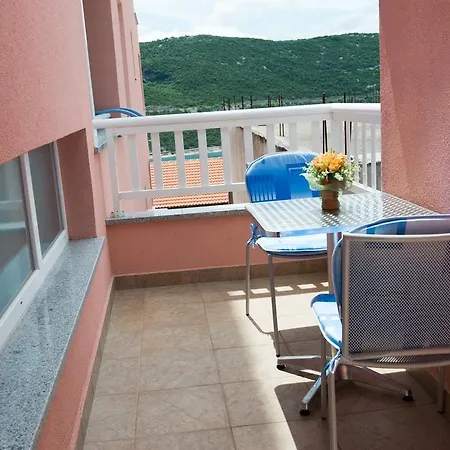 Apartment Mampas Neum